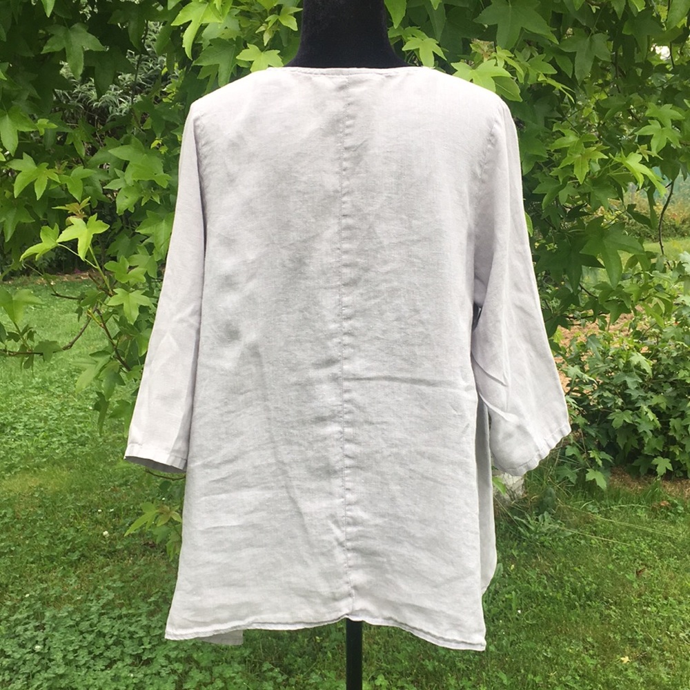 Match Point Flowy Linen Top - Picture 5 of 7